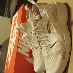 Nike air hurricane run ultra